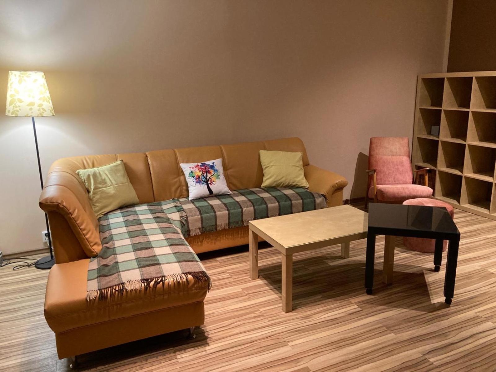 Apartman Hodonin 7 7 7 2 3 4 1 9 4 Luaran gambar