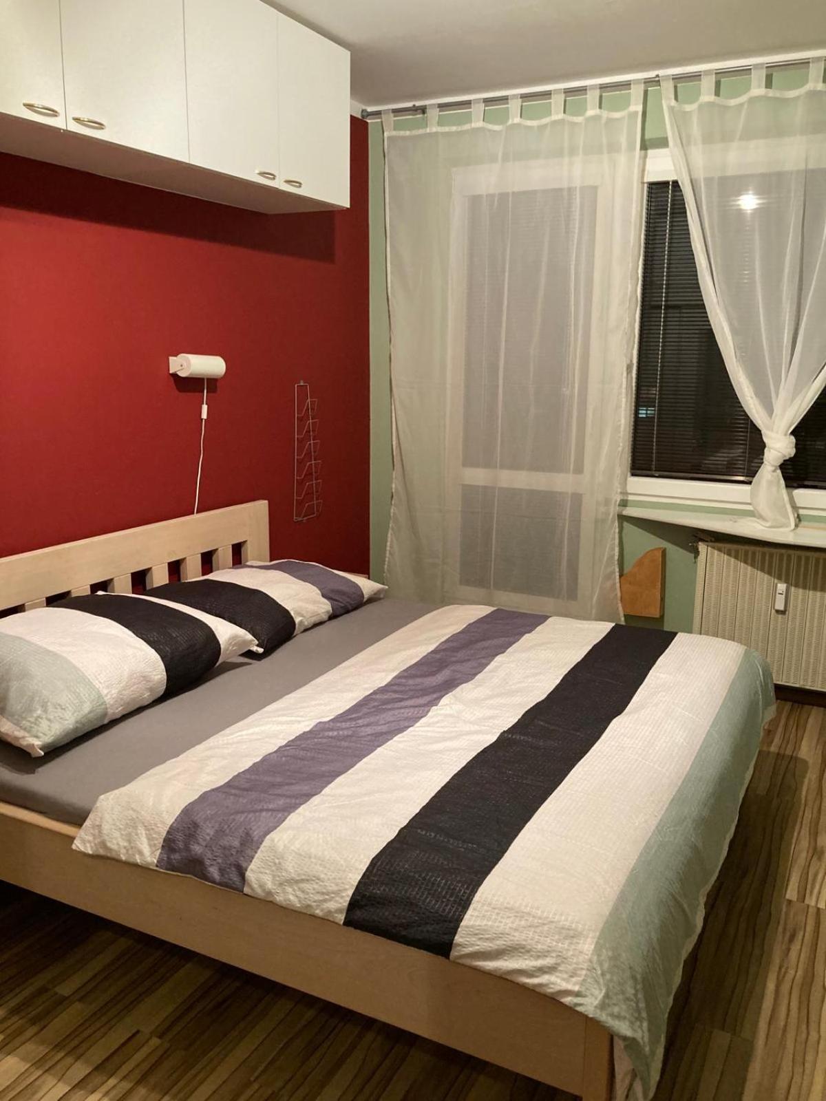Apartman Hodonin 7 7 7 2 3 4 1 9 4 Luaran gambar